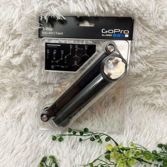GoPro 3-Way‎ Selfie Stick Grip Arm Tripod  New Sealed - Picture 1 of 7